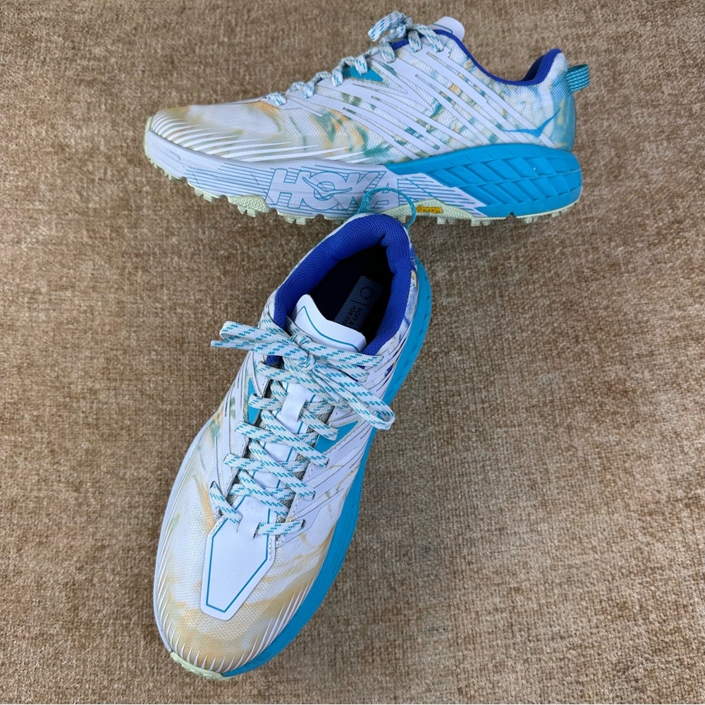 HOKA ONE ONE Speedgoat 4 Running Trail Sneakers Women’s Size 9